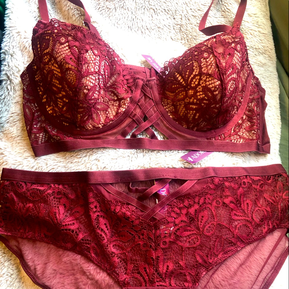 Brand new adore me set L bottoms 36 D bra.